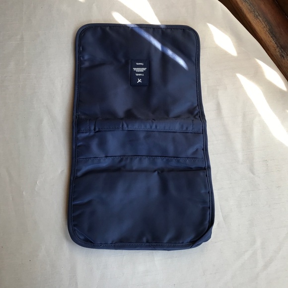 The Travel Collection Handbags - Navy Blue Toiletries Bag